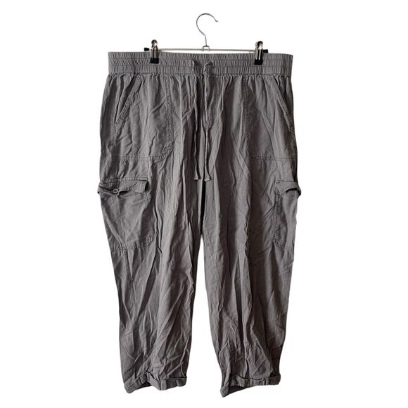 Westport Pants - Westport XL Cropped Cargo Pants Light Gray Cuffed Pant Leg Casual Pockets